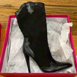 Beautiful black boots